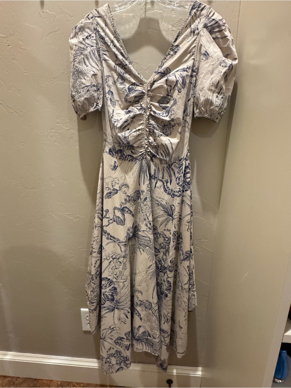 Love the Label beige and navy dress. Size XS